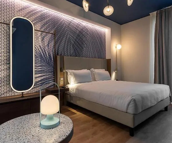 Boutique Martini 17 Hotel