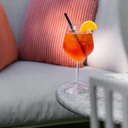 Boutique Martini 17 Hotel